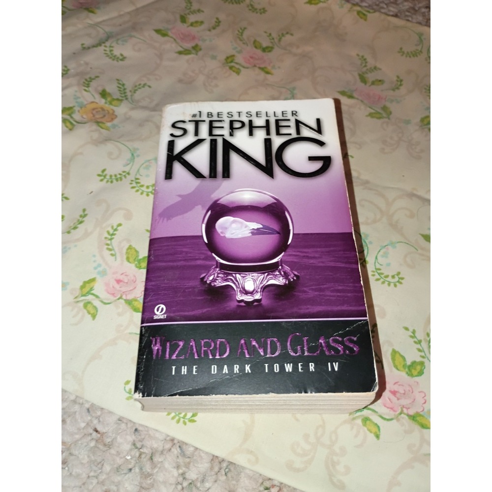 Wizard and Glass by Stephen King (1998) Paperback‎ Spine Creased